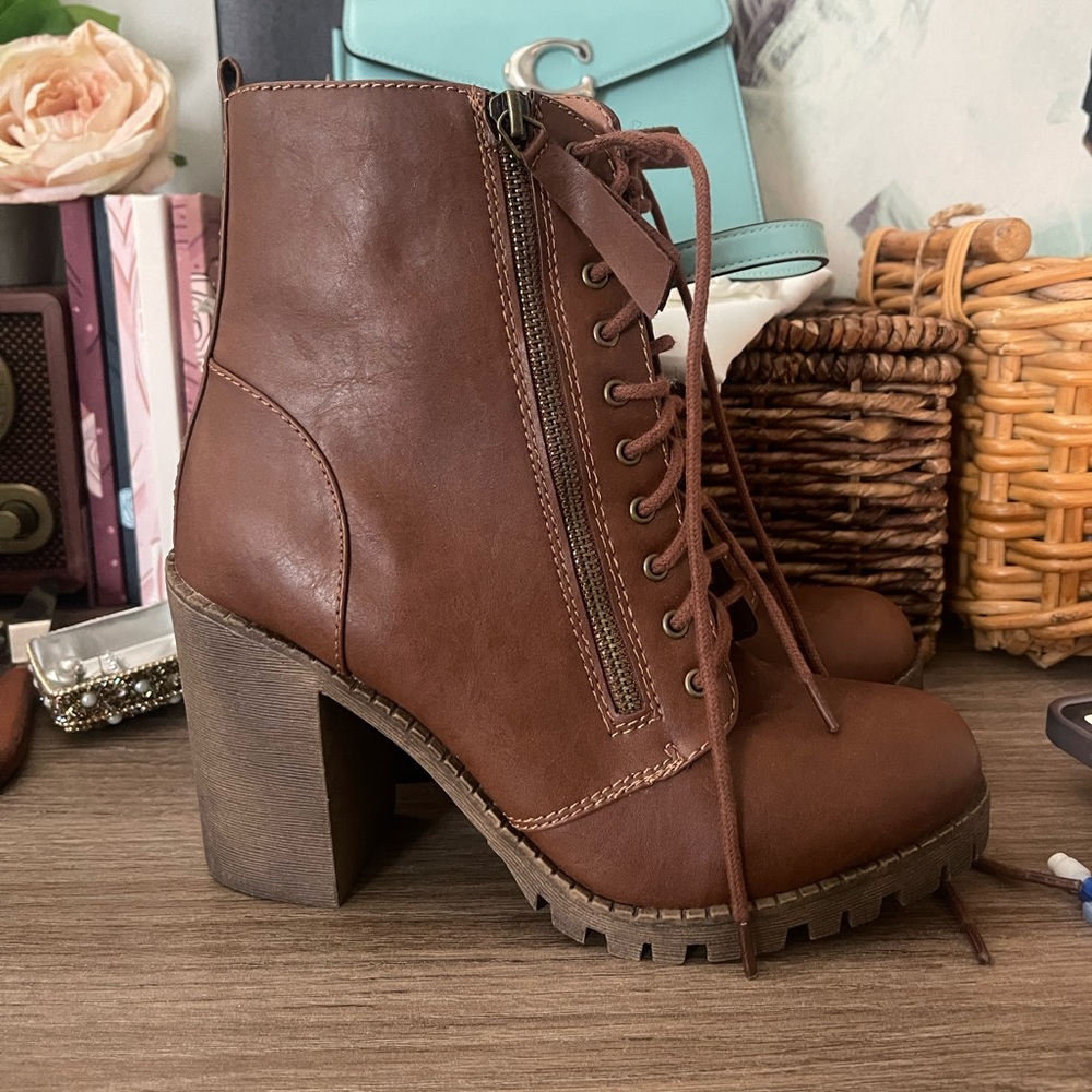 Brown lace up boots